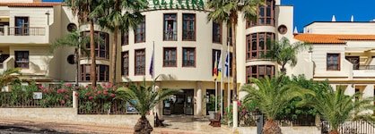 Olivina Aparthotel