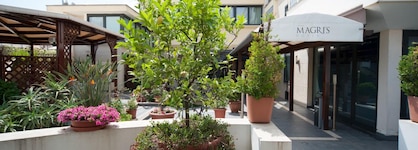 Magris Hotel