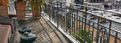 Hotel Marignan Champs - Elysées