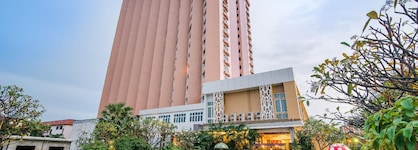 Golden Beach Cha-Am Hotel