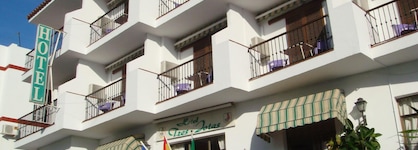 Hotel Tres Jotas