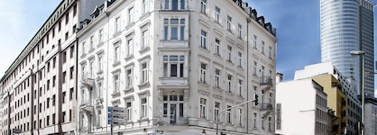 Grand Hotel Downtown