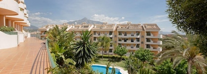 Apartamentos Señorío De Aloha