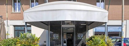 Tiby Hotel