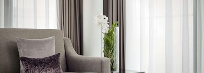 Park Plaza County Hall London
