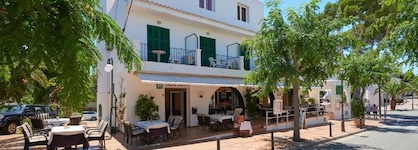 Hostal Talamanca