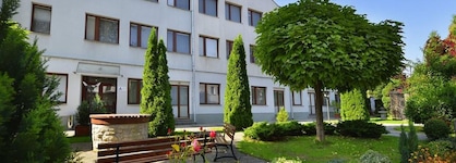 Ea Hotel Populus