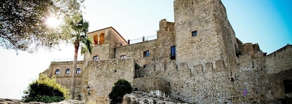 Tugasa Castillo De Castellar
