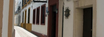 Hospederia Luis De Góngora