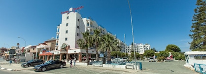 Crown Resorts Elamaris