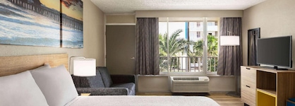 Days Inn By Wyndham Cocoa Beach Port Canaveral