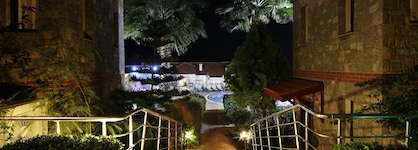 Golden Life Heights Deluxe Suite Hotel - Adults Only