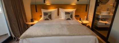 Jm Suites Hotel