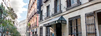 Hotel Meninas