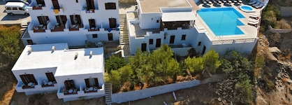 Golden Sun Hotel