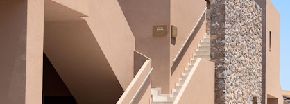 Paralos Venus Suites