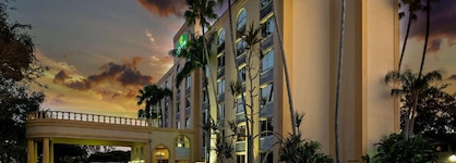 La Quinta Inn & Suites By Wyndham West Palm Beach Airport