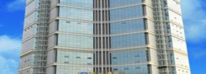 Skyline Plaza