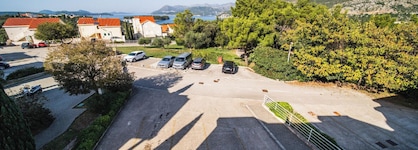 Pervanovo Apartments