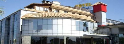 Águilas Hotel Resort
