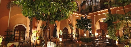 Riad Amina