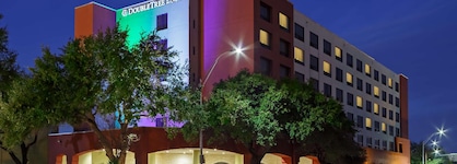DoubleTree by Hilton Hotel San Antonio Downtown