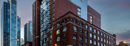 Revery Toronto Downtown, Curio Collection By Hilton