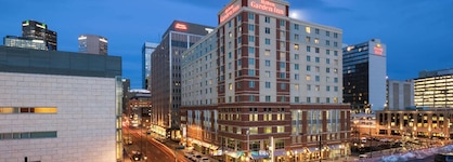 Hilton Garden Inn Denver Downtown