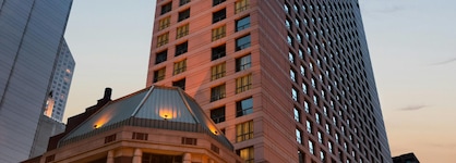 Hilton Chicago Magnificent Mile Suites