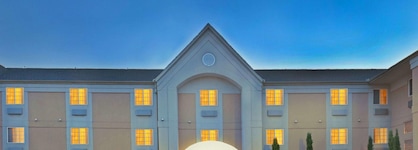 Sonesta Simply Suites Dallas Galleria