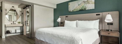 Hotel Alba Tampa, Tapestry Collection By Hilton