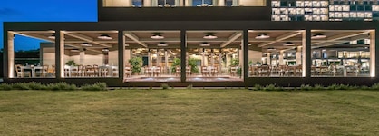 Amada Colossos  Resort