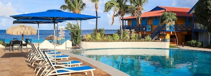Divi Flamingo Beach Resort & Casino