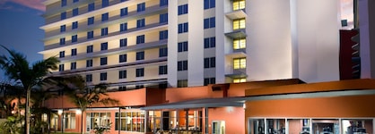 Courtyard By Marriott Miami Airport