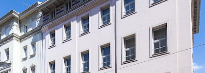 The Three Corners Hotel Art
