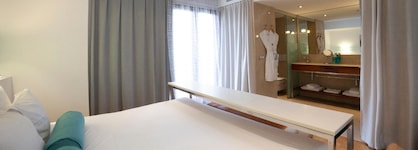 Petit Palace Hotel Tres
