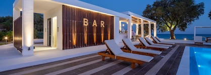 Kamari Beach Hotel - All Inclusive