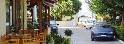 Dimitra Hotel & Apartments By Omilos Hotels