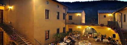 Hotel Casolare Le Terre Rosse