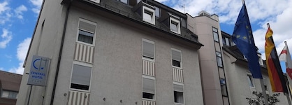 Central Hotel