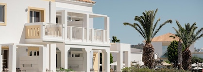 Neptune Luxury Resort