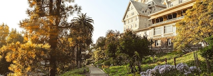Claremont Resort & Club