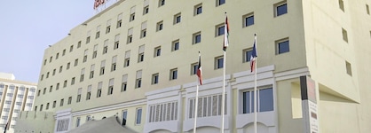 Ibis Muscat