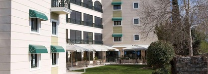Zeus Essence Ramada By Wyndham Athens