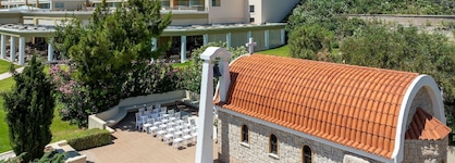 La Marquise Luxury Resort Complex
