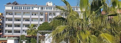 Aslan City Hotel