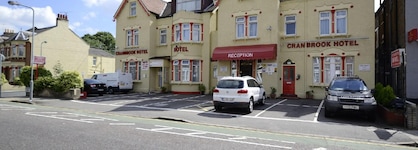 Cranbrook Hotel