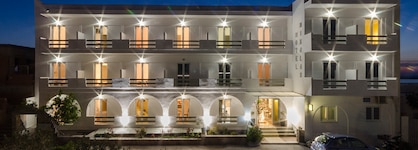 Nikolas Hotel