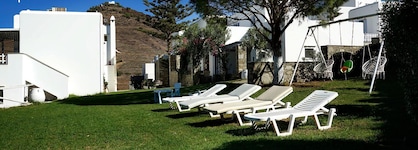 Elena Studios And Apartments