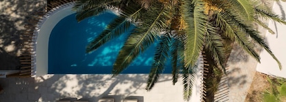 Dionysos Sea Side Resort